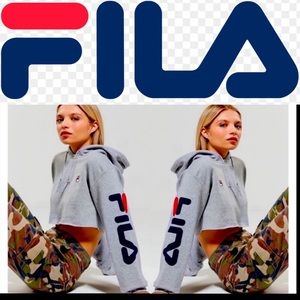 Fila Hoodie cropped Sweatshirt 💕